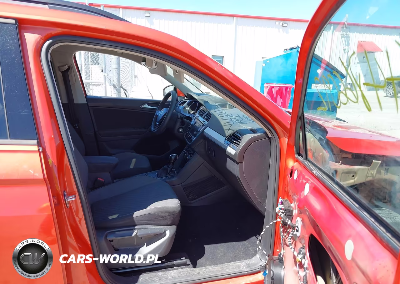 2018 Volkswagen Tiguan 2.0T S VIN:3VV1B7AX6JM028601 - 5
