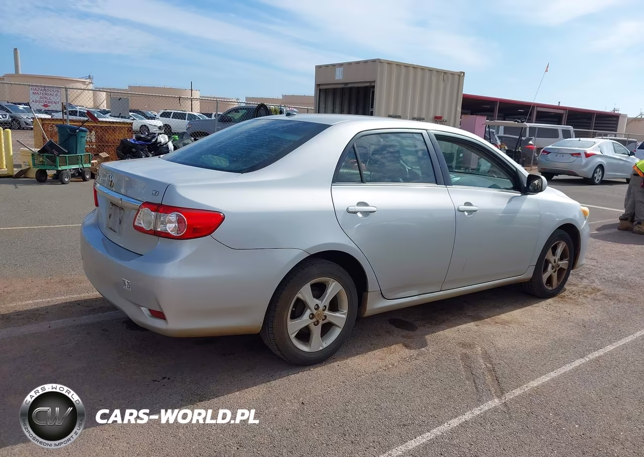 2013 Toyota Corolla VIN:2T1BU4EE3DC933105 - 4
