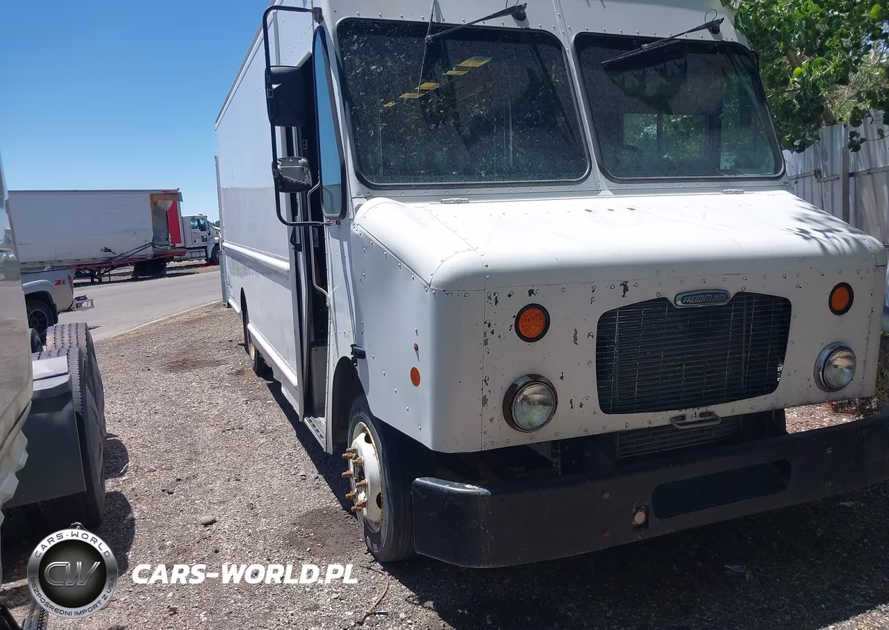 2010 Freightliner Chassis M Line Walk-In Van