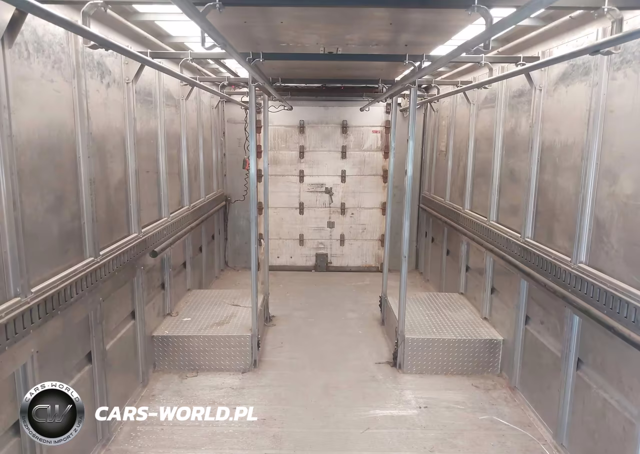 2010 Freightliner Chassis M Line Walk-In Van VIN:4UZAAPDU6ACAS1506 - 7
