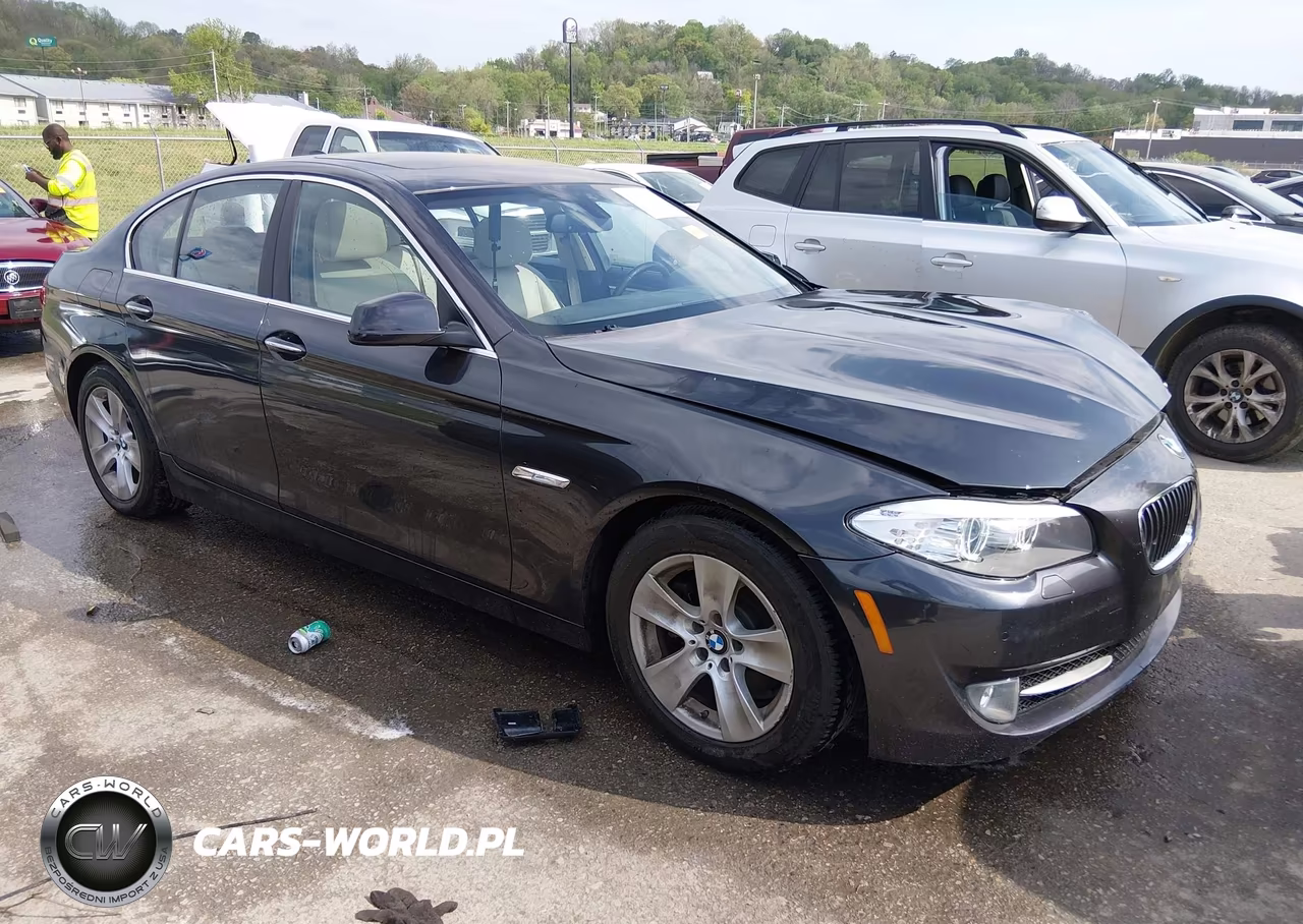 2013 BMW 528I