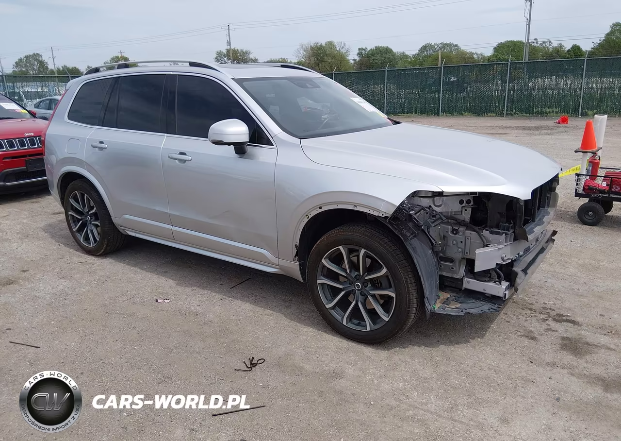 2017 Volvo Xc90 T6 Momentum – zdjęcie 1 z 18