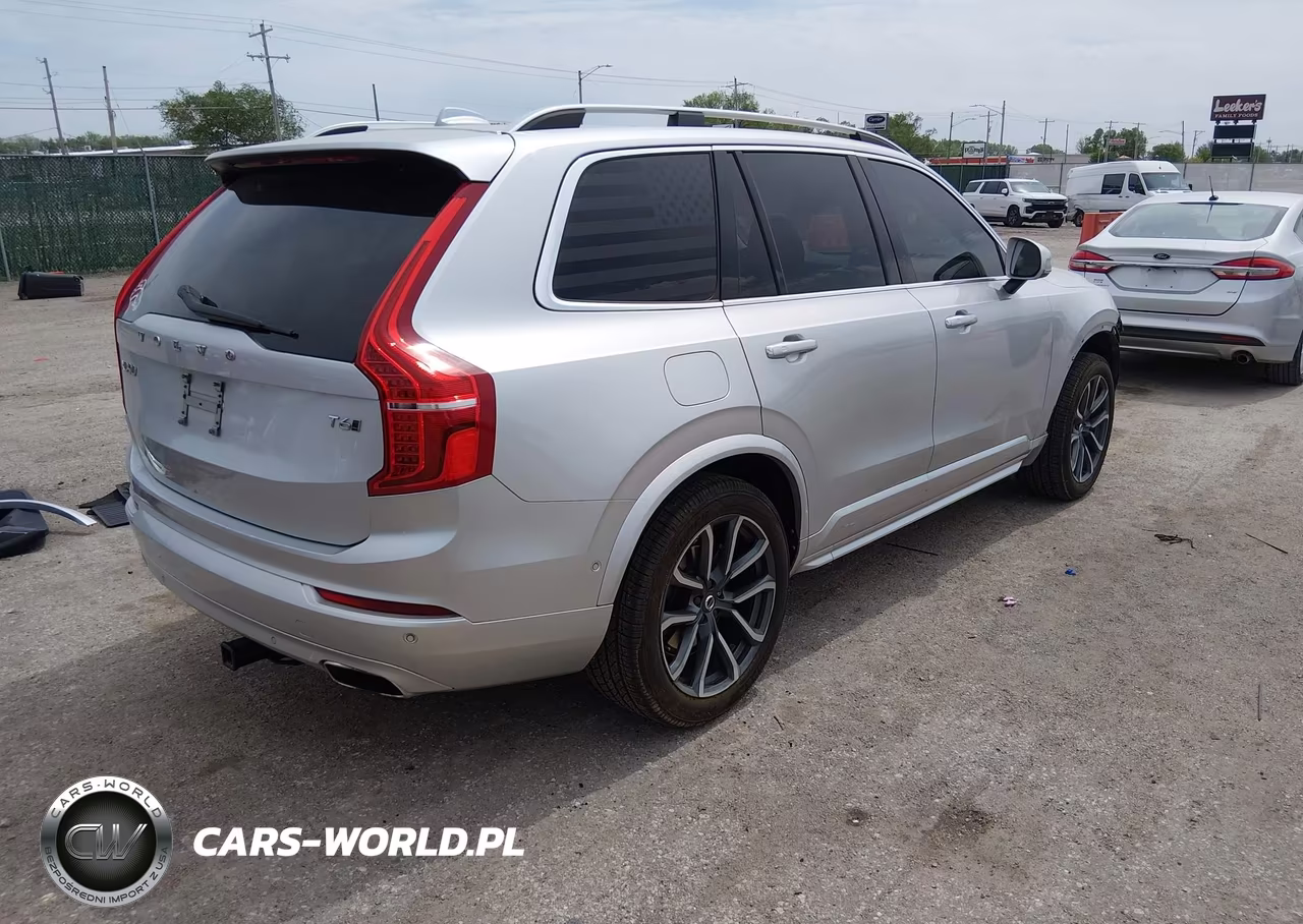 2017 Volvo Xc90 T6 Momentum VIN:YV4A22PK1H1151398 - 4