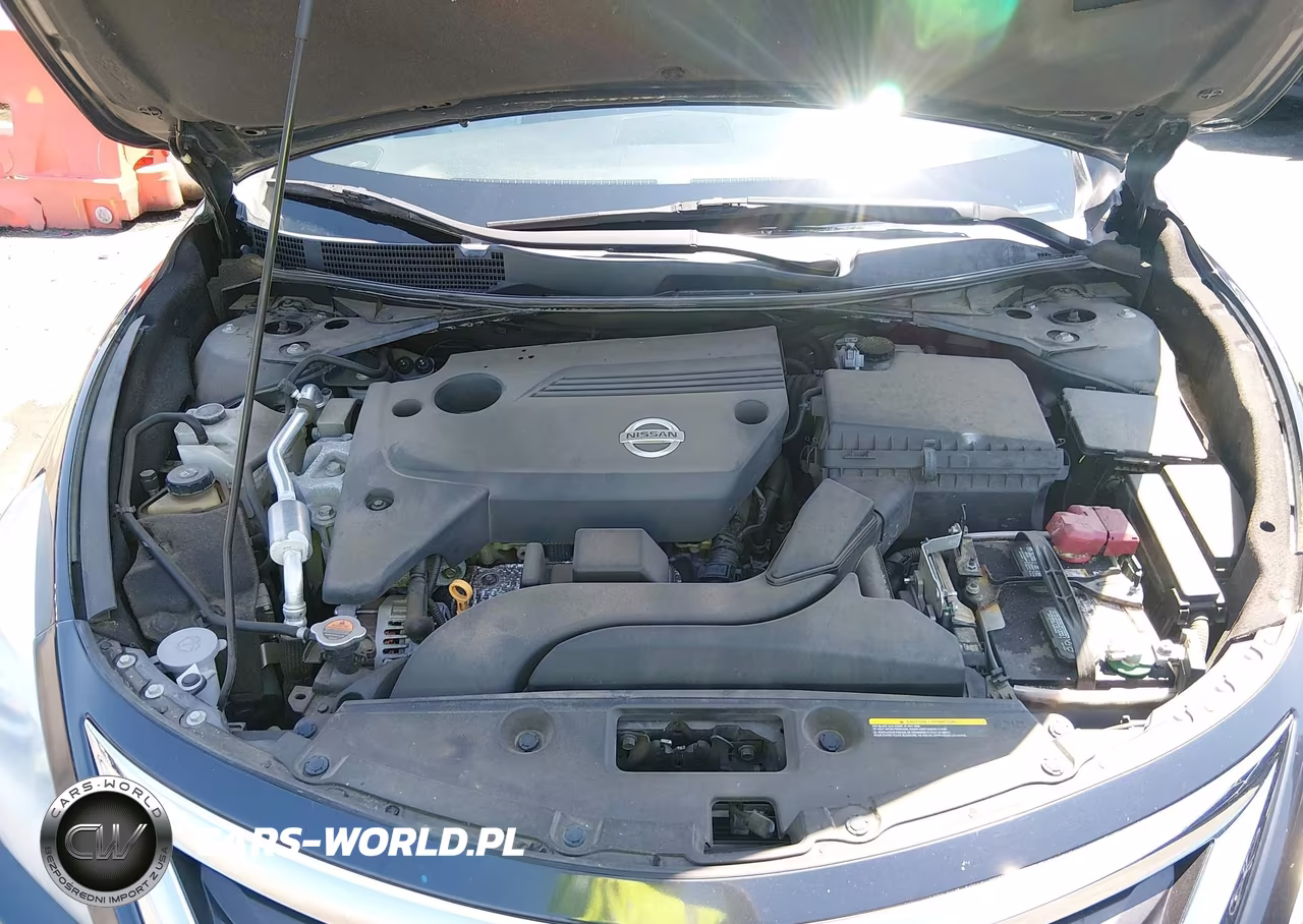 2015 Nissan Altima 2.5 Sv VIN:1N4AL3AP7FC173584 - 10