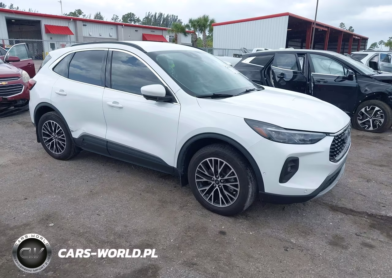 2023 Ford Escape Phev