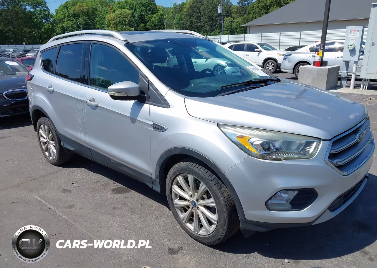 2017 Ford Escape Titanium – zdjęcie 1 z 17