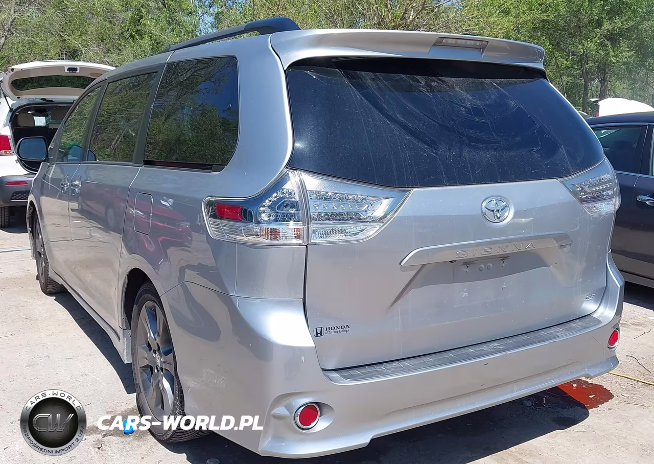 2016 Toyota Sienna Se Premium 8 Passenger VIN:5TDXK3DC9GS749935 - 3