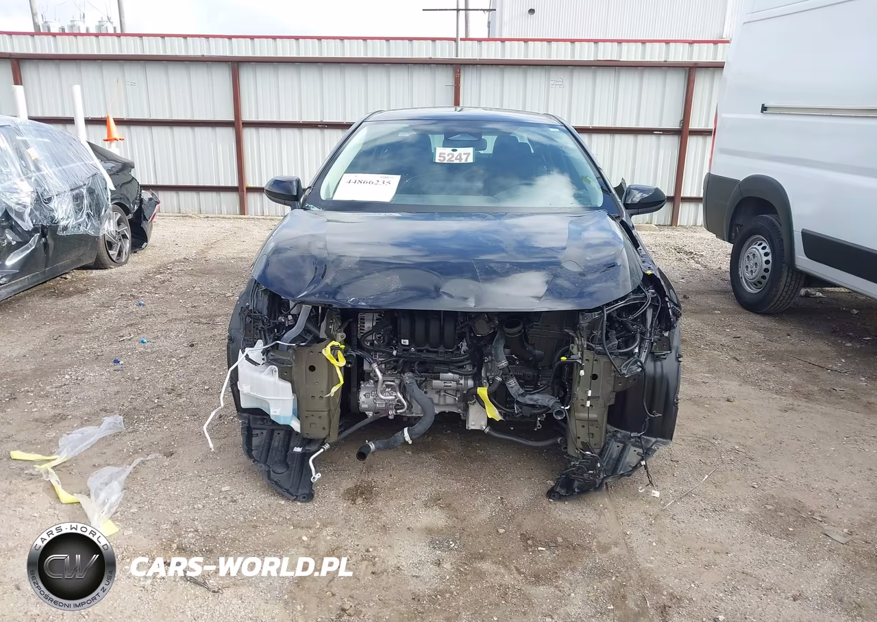 2024 Toyota Corolla Le VIN:5YFB4MDE7RP094441 - 13