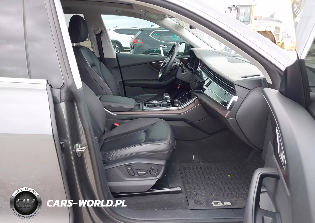 2019 Audi Q8 55 Premium VIN:WA1CVAF13KD014999 - 5