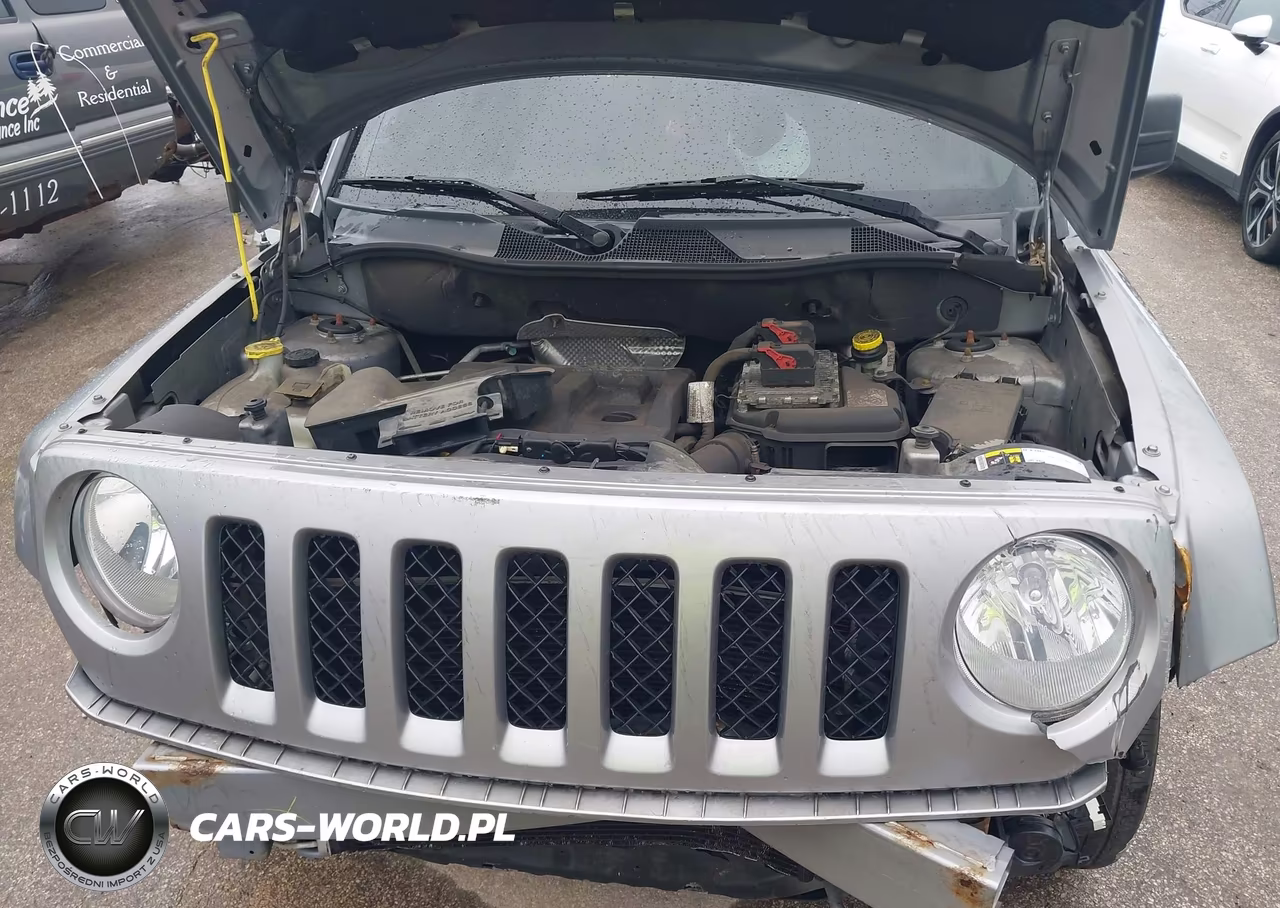 2016 Jeep Patriot Latitude VIN:1C4NJRFB6GD598646 - 10