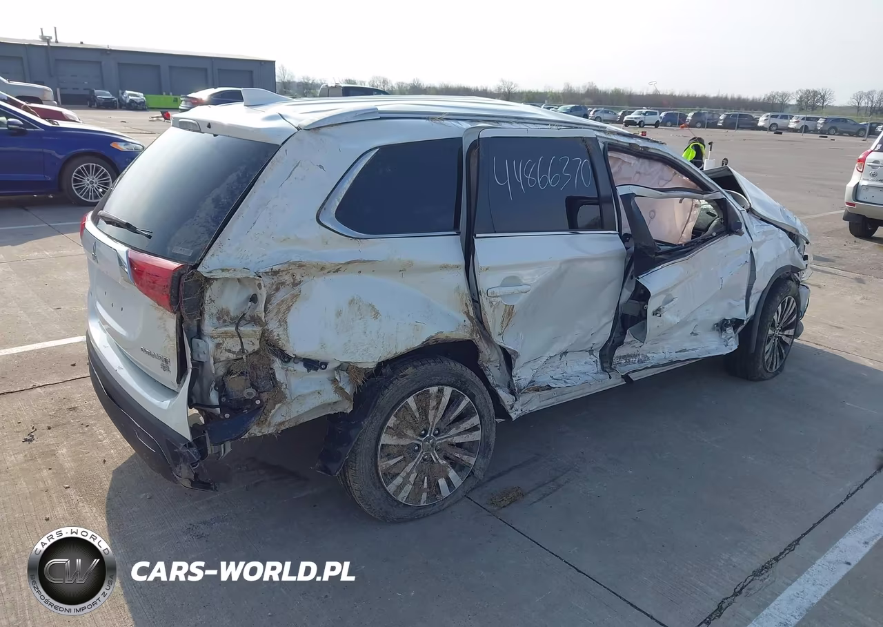 2019 Mitsubishi Outlander Sel VIN:JA4AZ3A37KZ026821 - 4