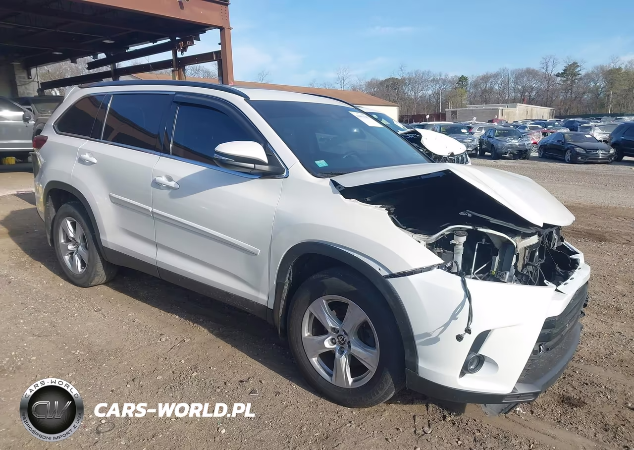 2019 Toyota Highlander Se