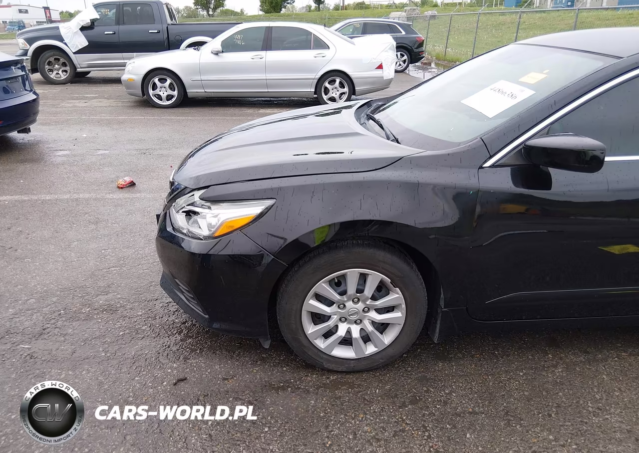 2016 Nissan Altima 2.5 S VIN:1N4AL3AP5GC126393 - 17