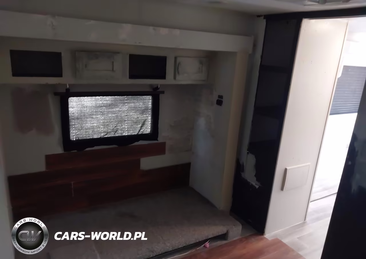 2022 Coachmen Freedom Express Ultr VIN:5ZT2FERB9NW025071 - 14