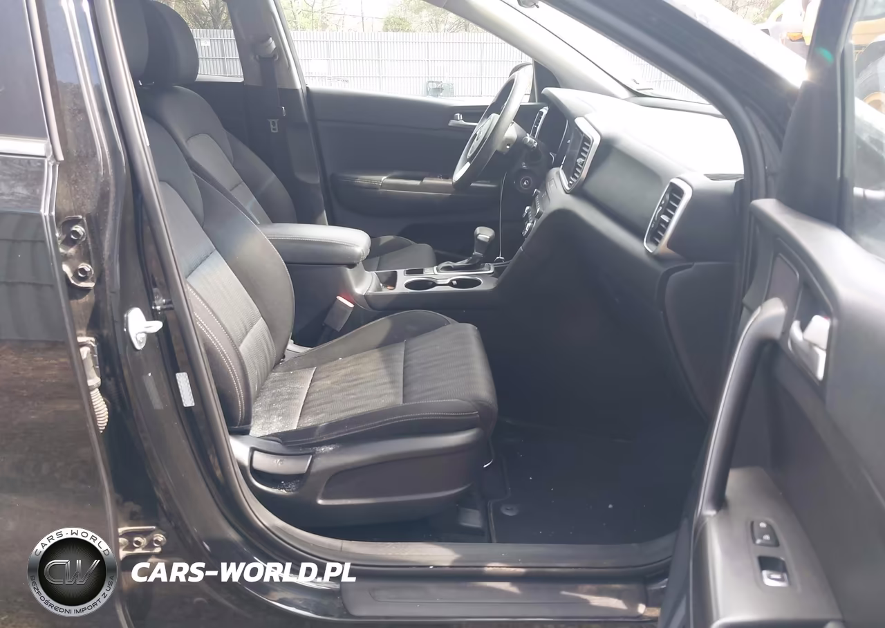 2021 Kia Sportage Lx VIN:KNDPM3AC6M7899652 - 5