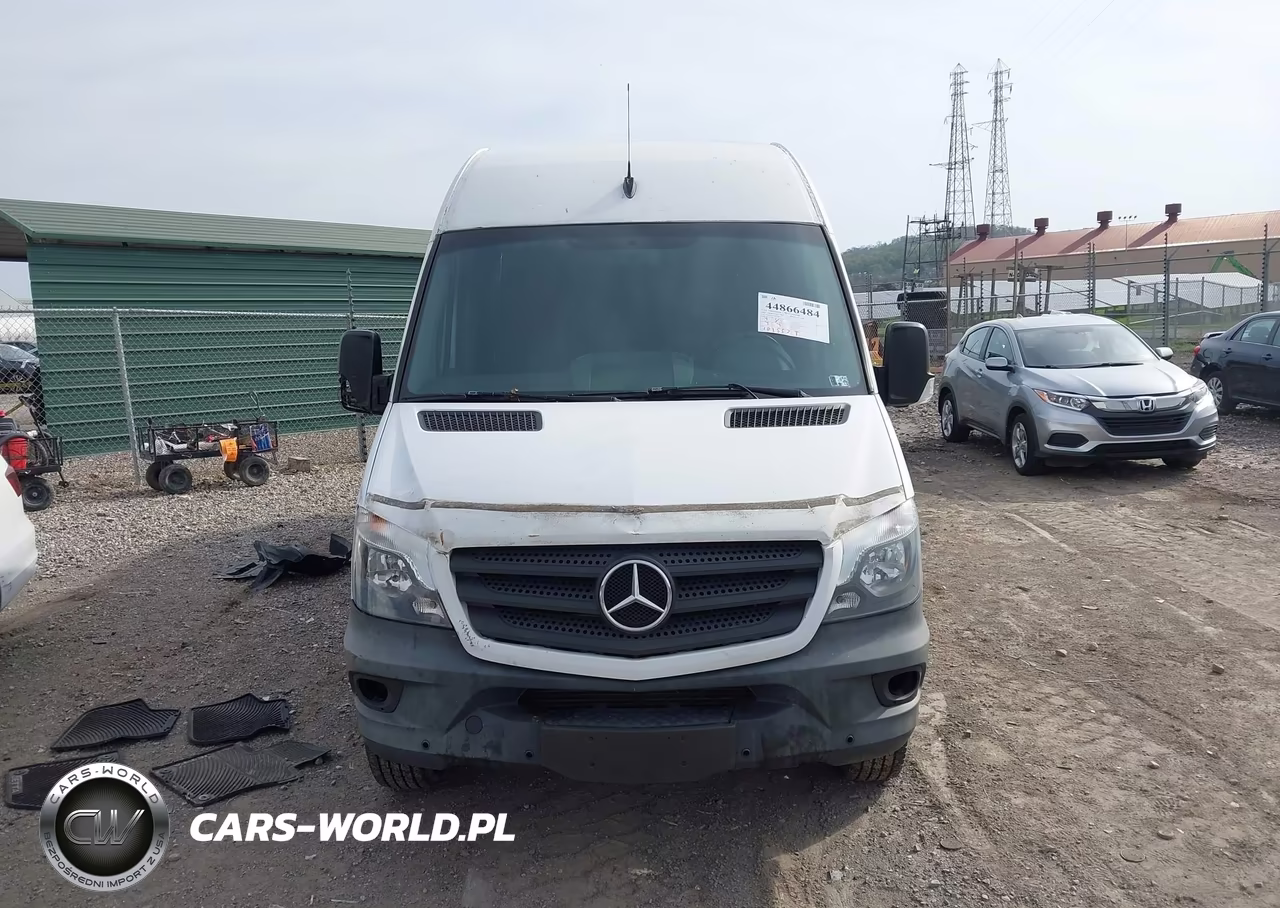 2016 Mercedes-Benz Sprinter 2500 High Roof VIN:WD3PE8DD3GP199276 - 13