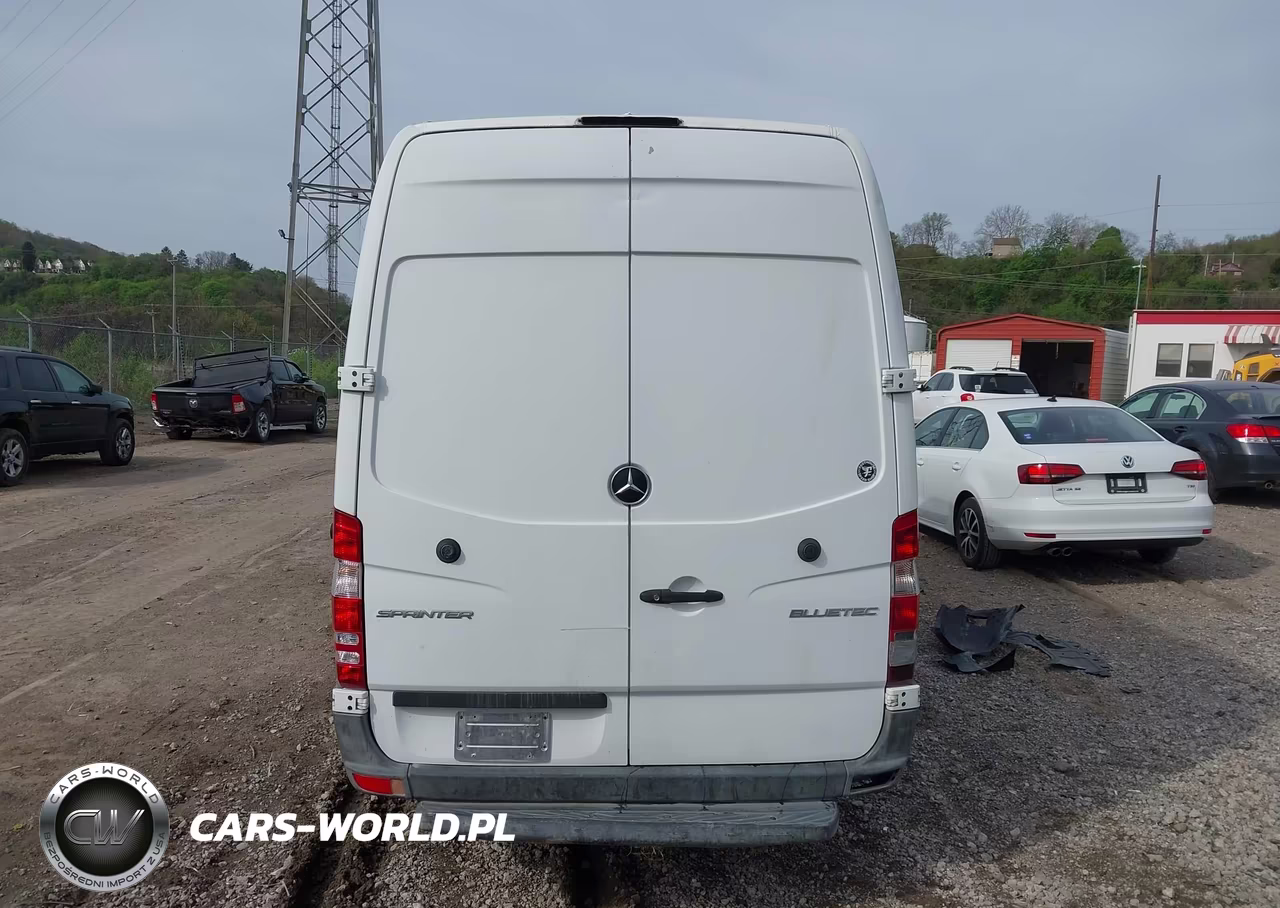 2016 Mercedes-Benz Sprinter 2500 High Roof VIN:WD3PE8DD3GP199276 - 17