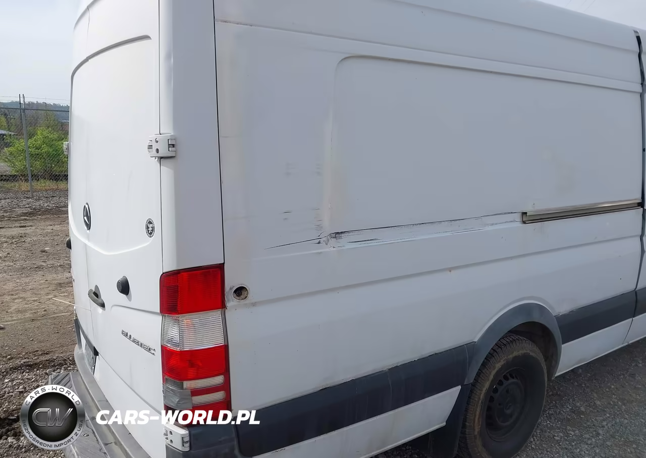 2016 Mercedes-Benz Sprinter 2500 High Roof VIN:WD3PE8DD3GP199276 - 18