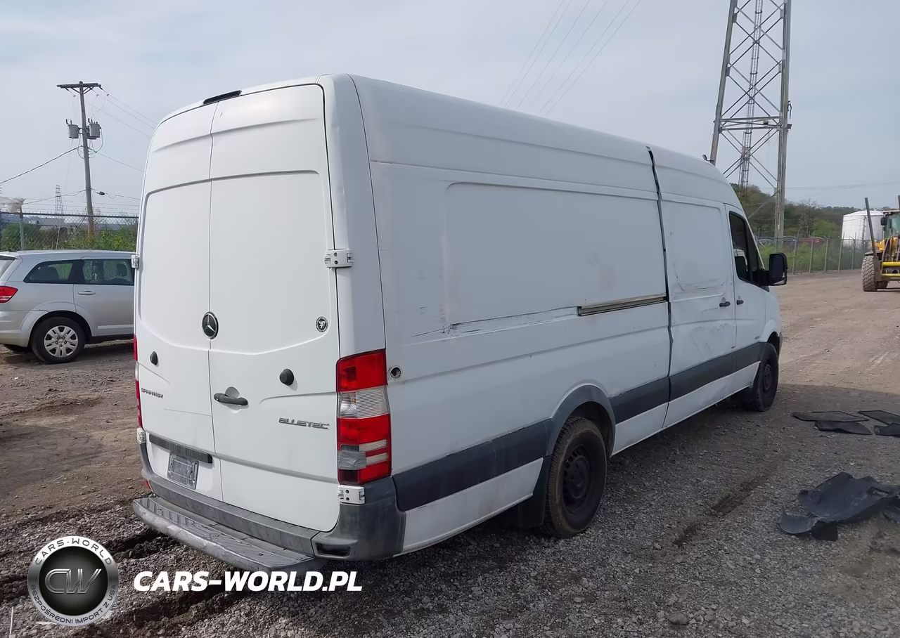2016 Mercedes-Benz Sprinter 2500 High Roof VIN:WD3PE8DD3GP199276 - 4