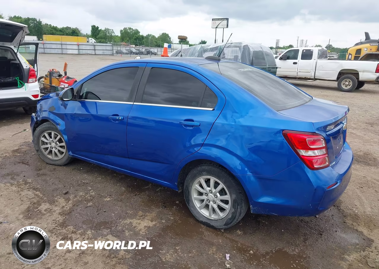 2020 Chevrolet Sonic Fwd Lt VIN:1G1JD5SB7L4122459 - 3