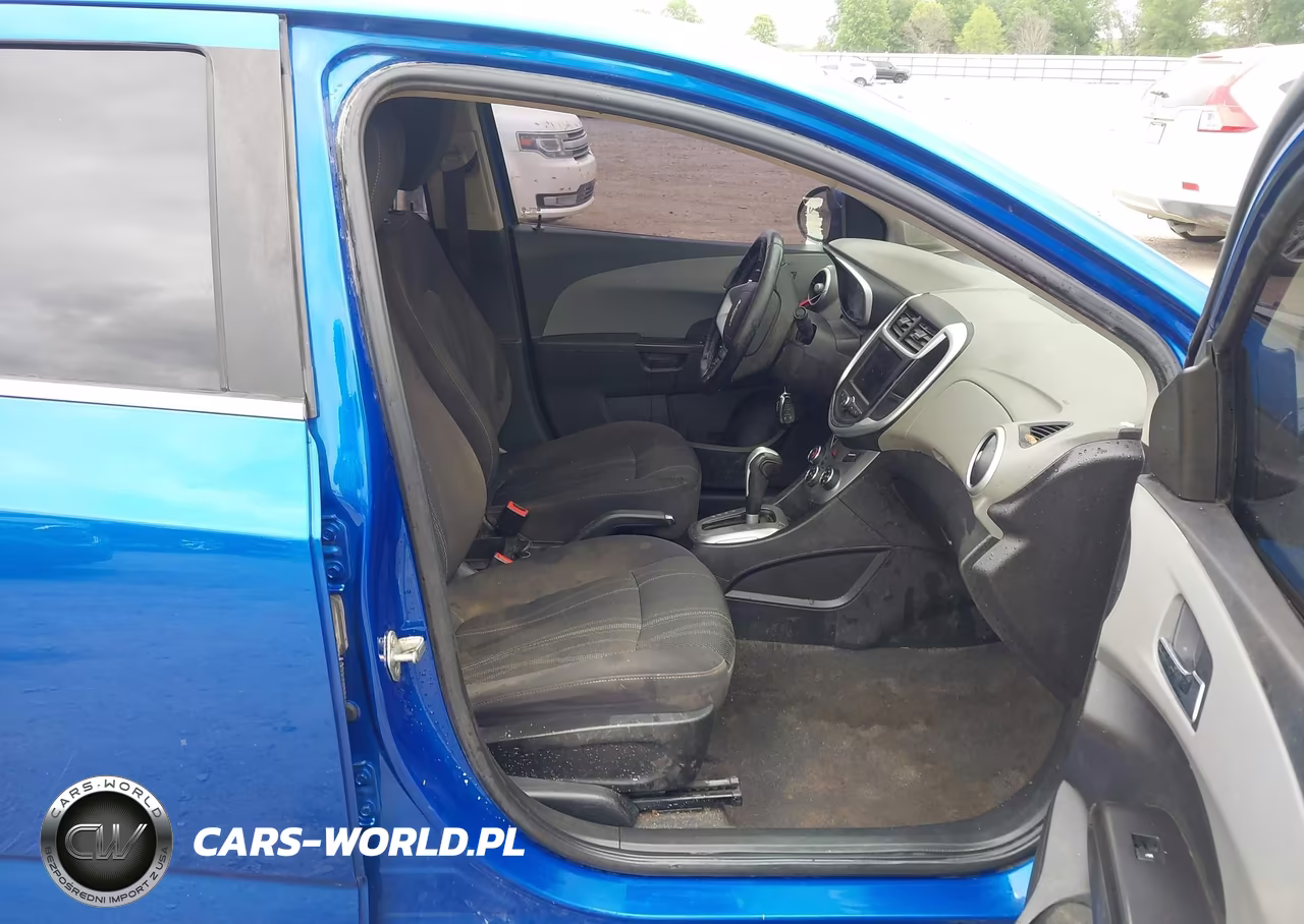 2020 Chevrolet Sonic Fwd Lt VIN:1G1JD5SB7L4122459 - 5
