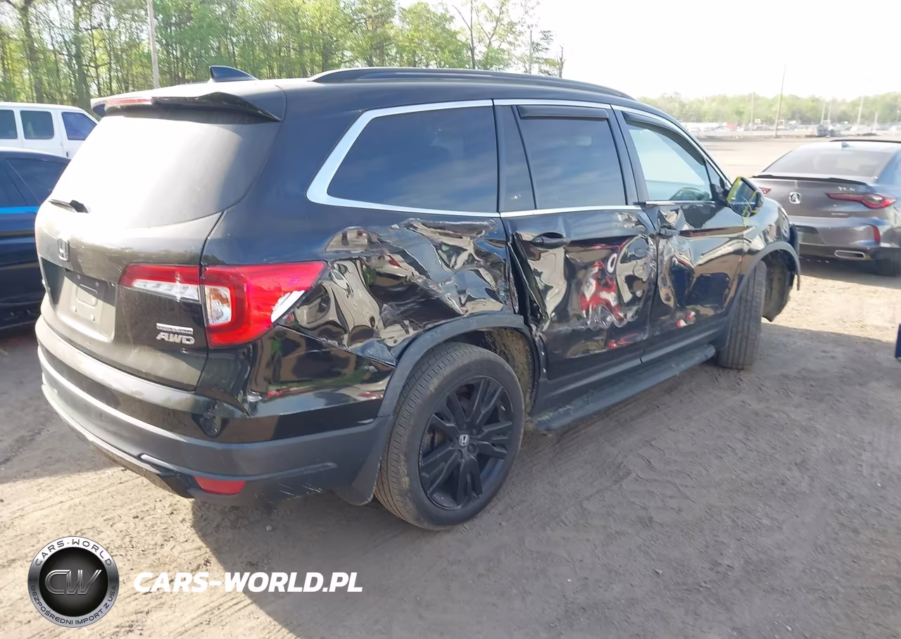 2021 Honda Pilot Awd Special Edition VIN:5FNYF6H26MB069633 - 4