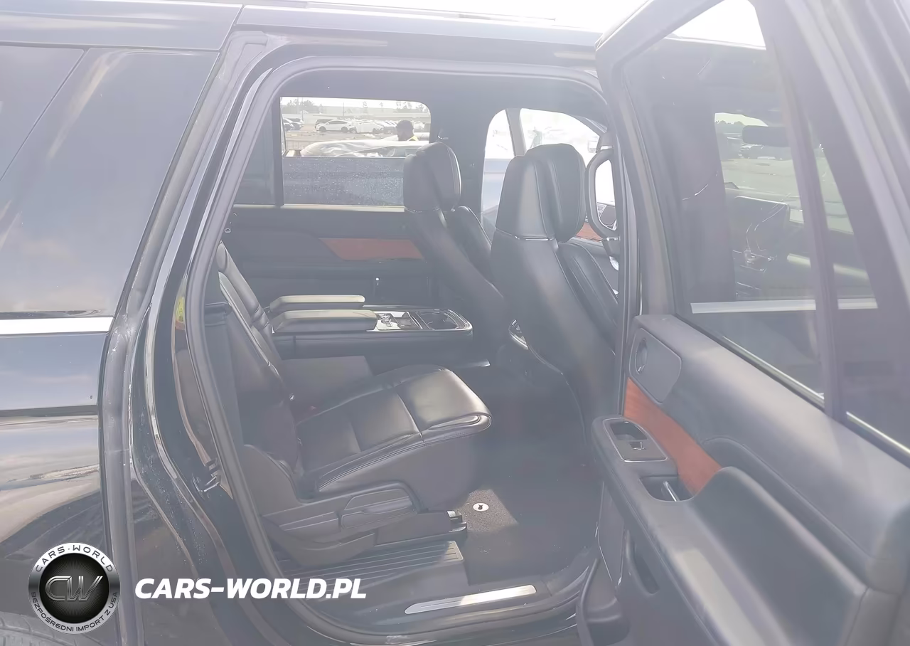 2019 Lincoln Navigator L Reserve VIN:5LMJJ3LT3KEL18329 - 8