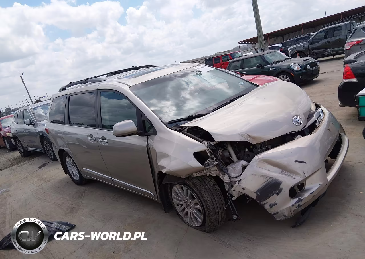 2015 Toyota Sienna Xle 8 Passenger VIN:5TDYK3DC3FS685880 - 13