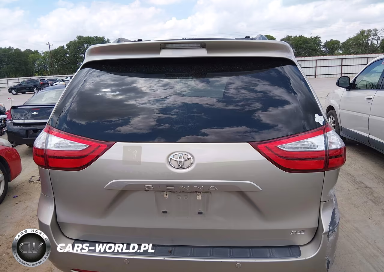 2015 Toyota Sienna Xle 8 Passenger VIN:5TDYK3DC3FS685880 - 16