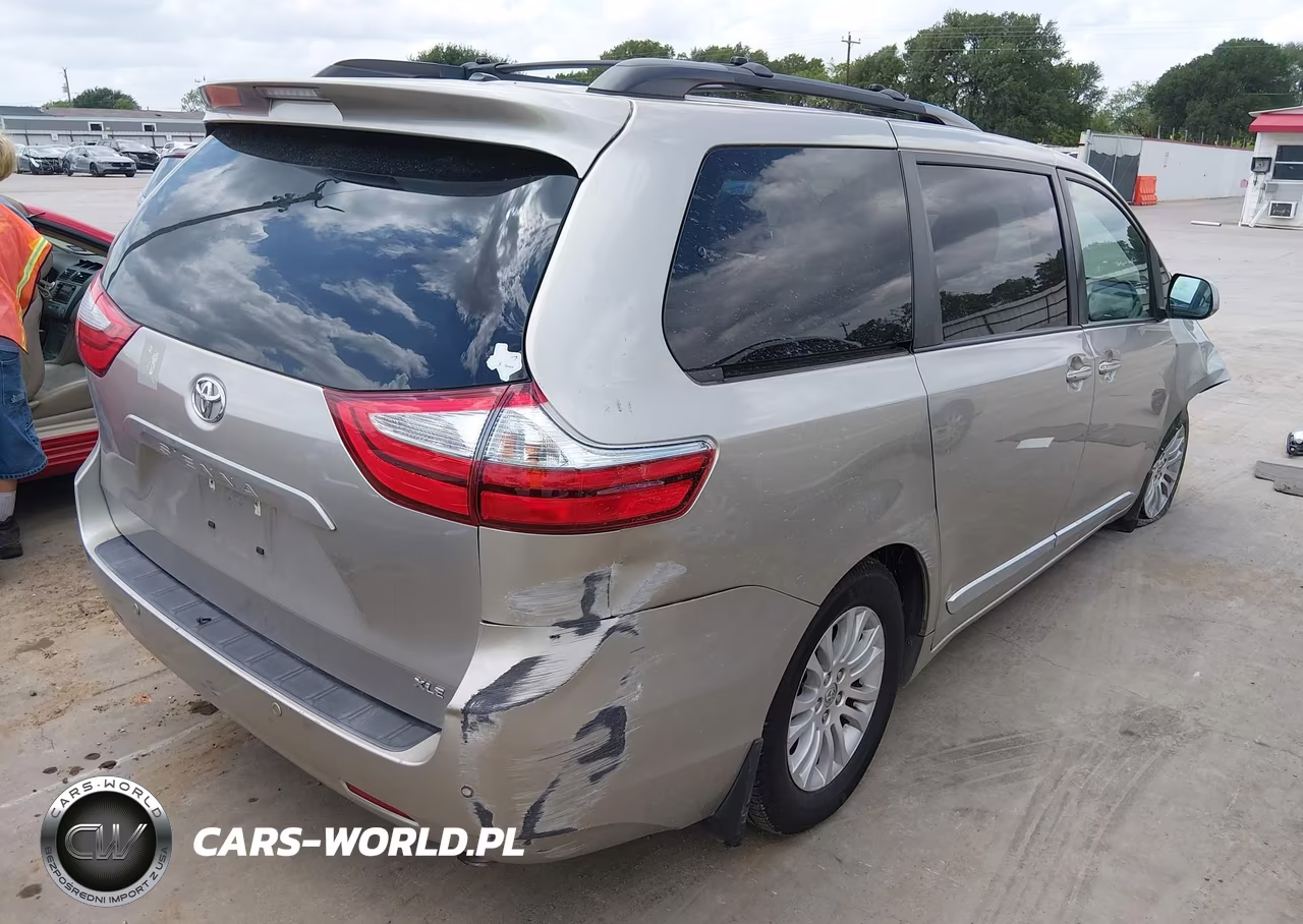 2015 Toyota Sienna Xle 8 Passenger VIN:5TDYK3DC3FS685880 - 4