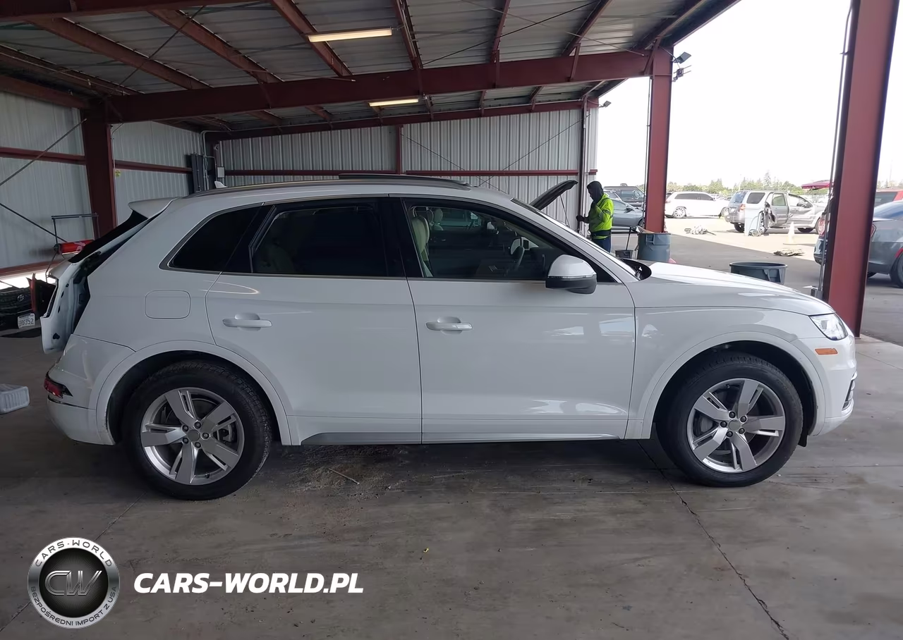 2018 Audi Q5 2.0T Premium-2.0T Tech Premium VIN:WA1BNAFY5J2020726 - 13