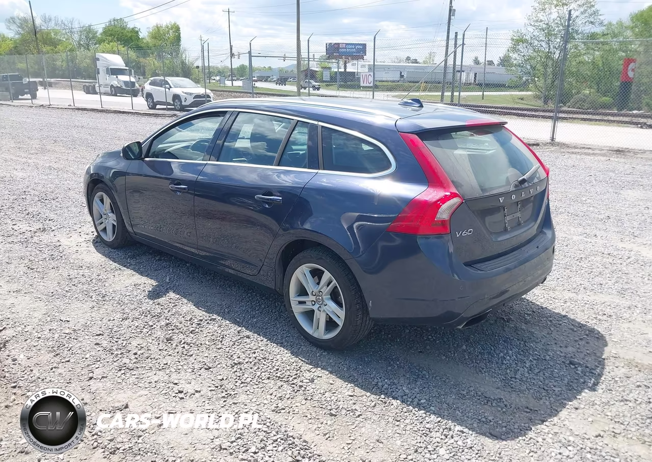 2015 Volvo V60 T5 Premier VIN:YV140MEK3F1222032 - 3