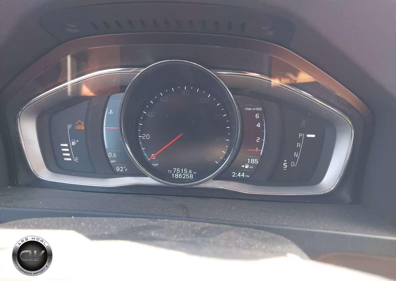 2015 Volvo V60 T5 Premier VIN:YV140MEK3F1222032 - 7