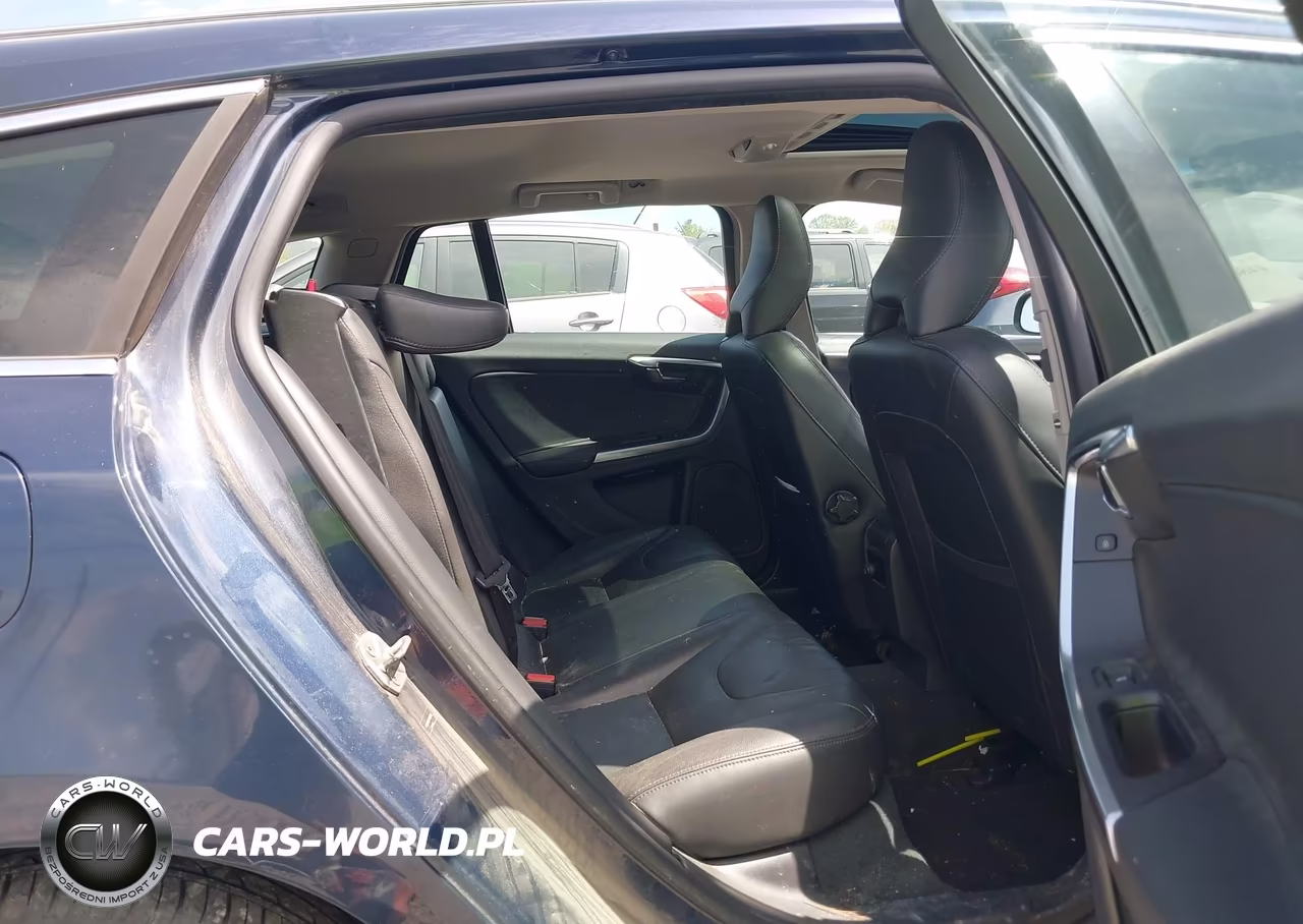 2015 Volvo V60 T5 Premier VIN:YV140MEK3F1222032 - 8
