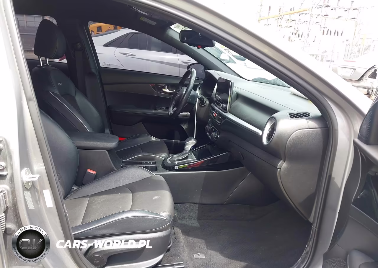 2023 Kia Forte Gt-Line VIN:3KPF54AD2PE580714 - 5