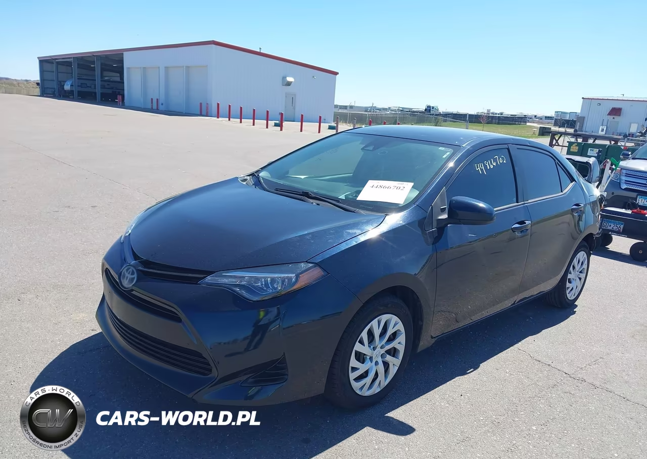 2017 Toyota Corolla Le VIN:2T1BURHE1HC753717 - 2