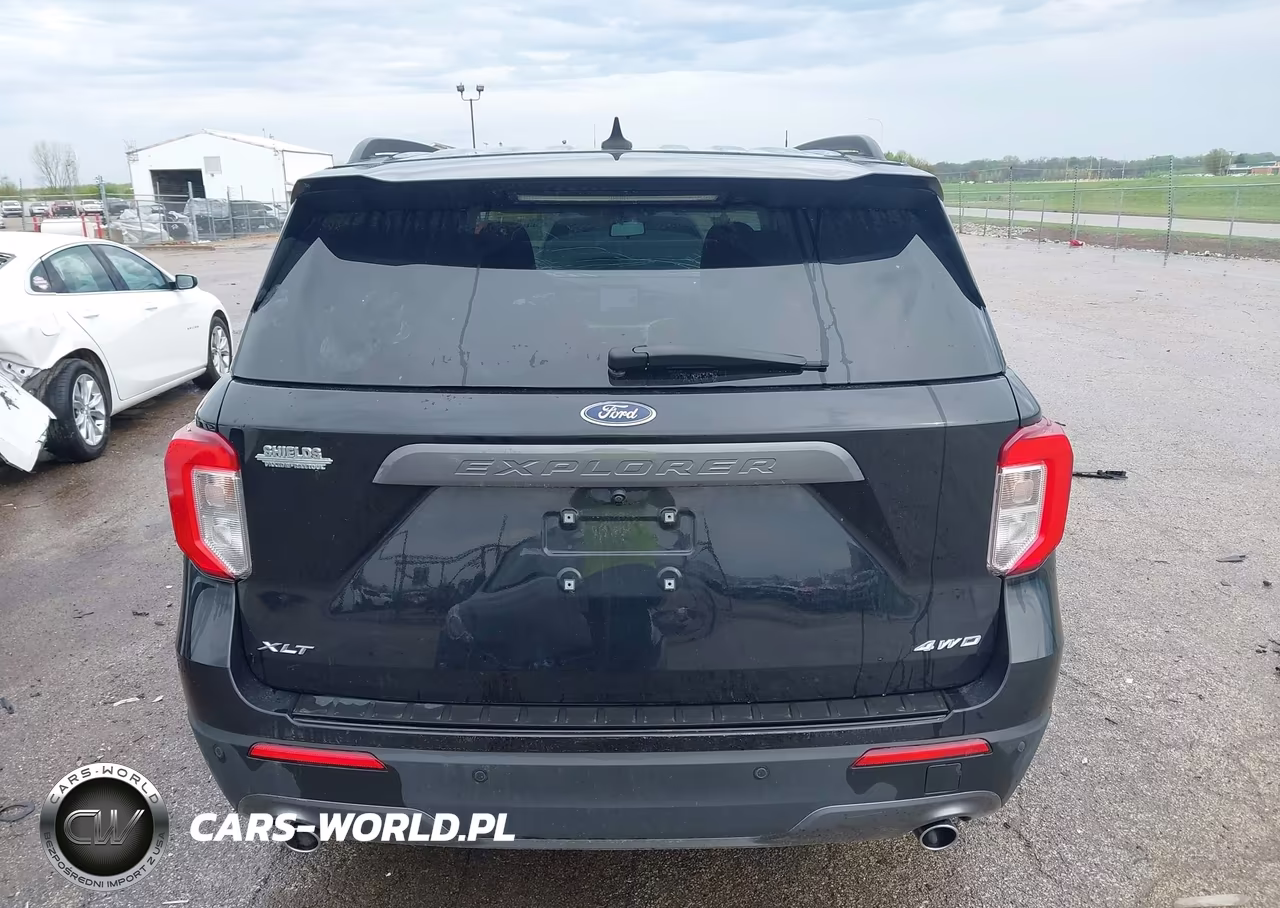 2021 Ford Explorer Xlt VIN:1FMSK8DH3MGC37950 - 17