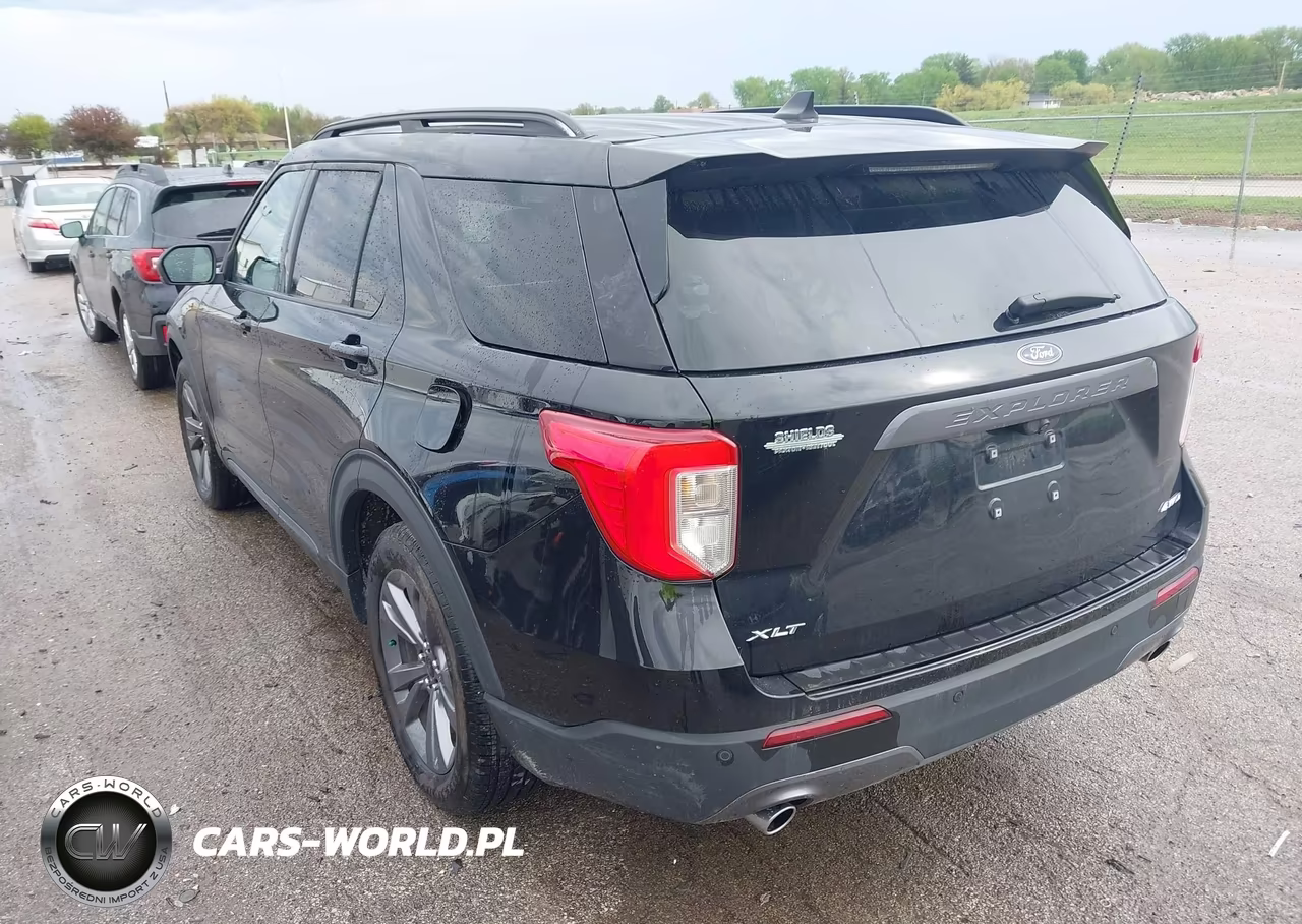2021 Ford Explorer Xlt VIN:1FMSK8DH3MGC37950 - 3