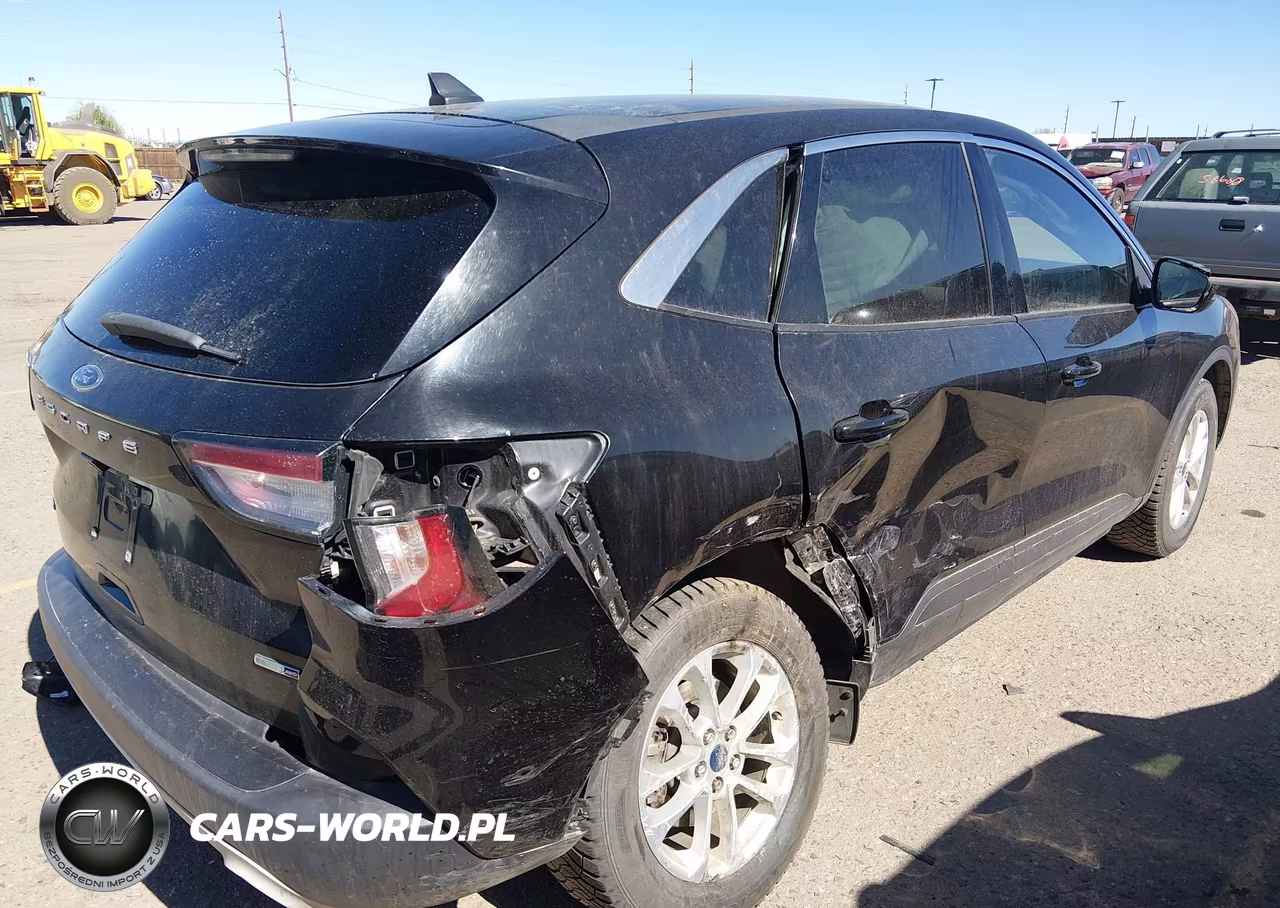 2020 Ford Escape Se VIN:1FMCU9G67LUB04641 - 4