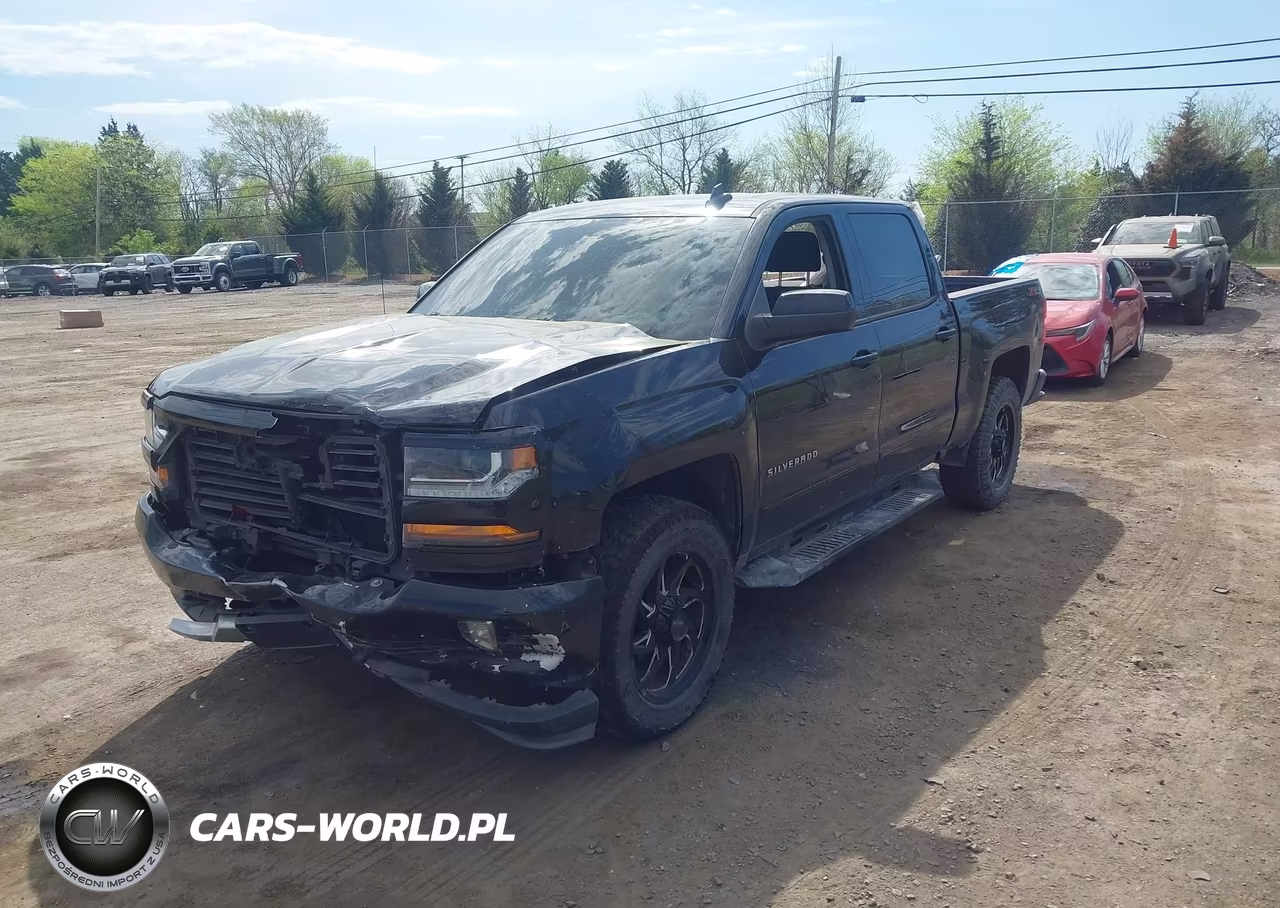 2018 Chevrolet Silverado 1500 2Lt VIN:3GCUKREC1JG594114 - 2
