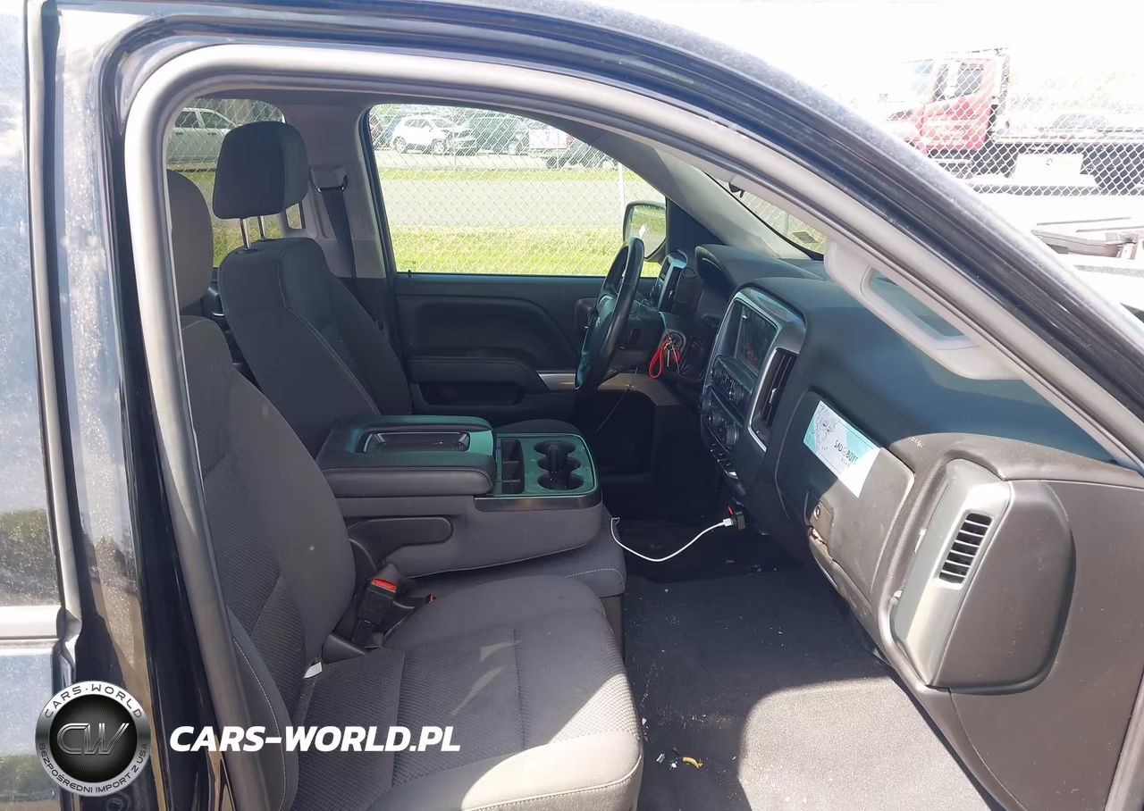 2018 Chevrolet Silverado 1500 2Lt VIN:3GCUKREC1JG594114 - 5