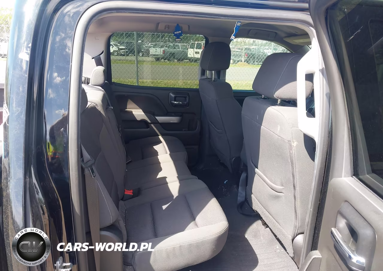 2018 Chevrolet Silverado 1500 2Lt VIN:3GCUKREC1JG594114 - 8