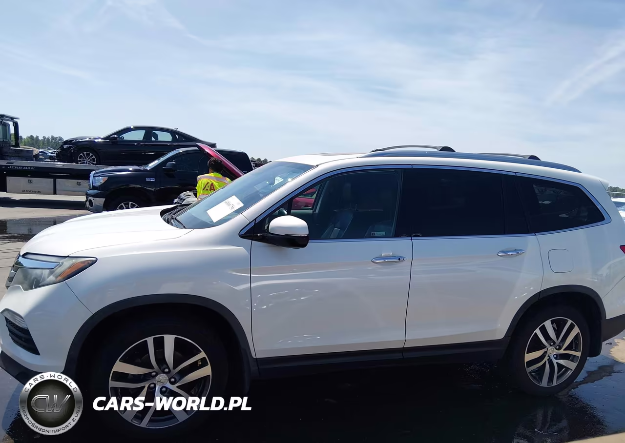 2017 Honda Pilot Touring VIN:5FNYF6H94HB098387 - 14