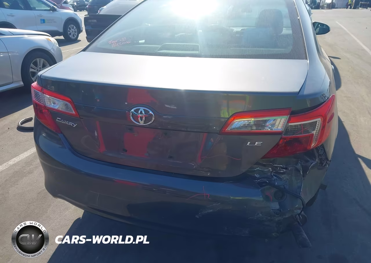 2013 Toyota Camry Le VIN:4T1BF1FK4DU290341 - 17