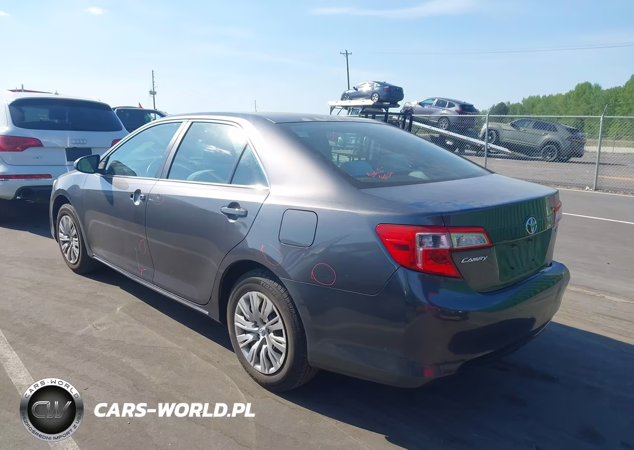 2013 Toyota Camry Le VIN:4T1BF1FK4DU290341 - 3