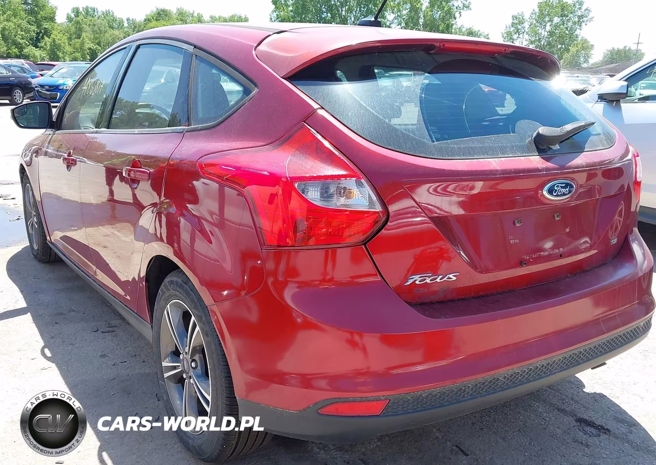 2014 Ford Focus Se VIN:1FADP3K26EL453953 - 3
