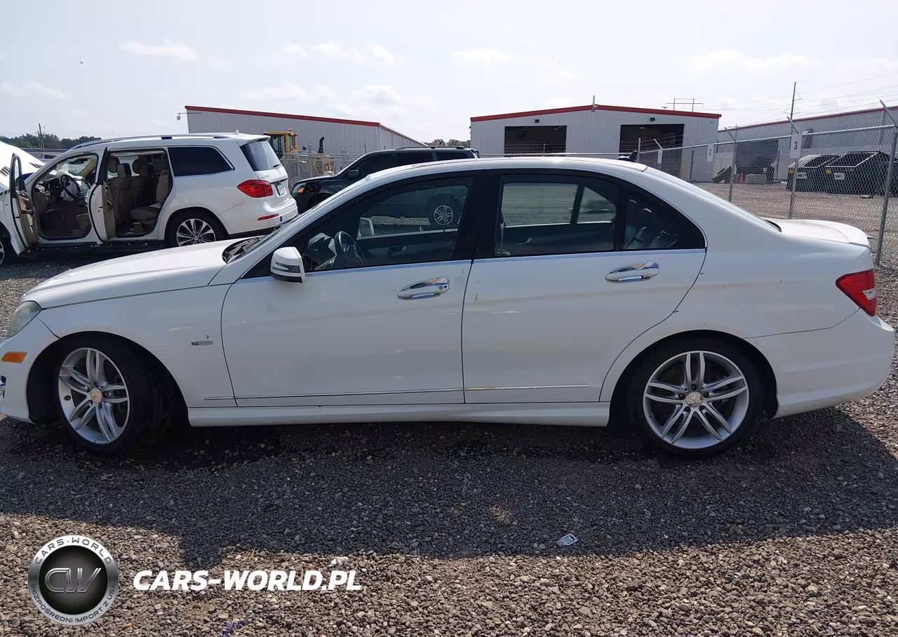 2012 Mercedes-Benz C 250 Sport VIN:WDDGF4HB9CR231673 - 14