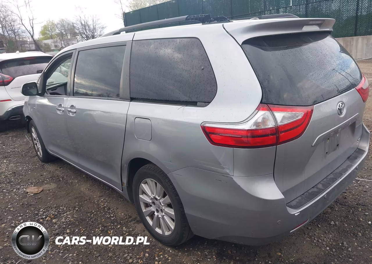 2017 Toyota Sienna Xle 7 Passenger VIN:5TDDZ3DC8HS173027 - 3