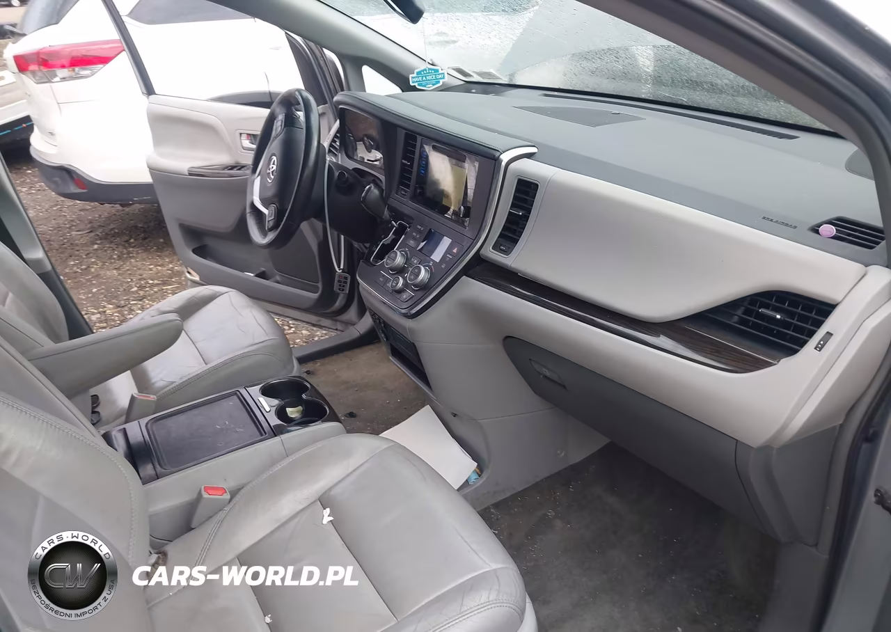 2017 Toyota Sienna Xle 7 Passenger VIN:5TDDZ3DC8HS173027 - 5