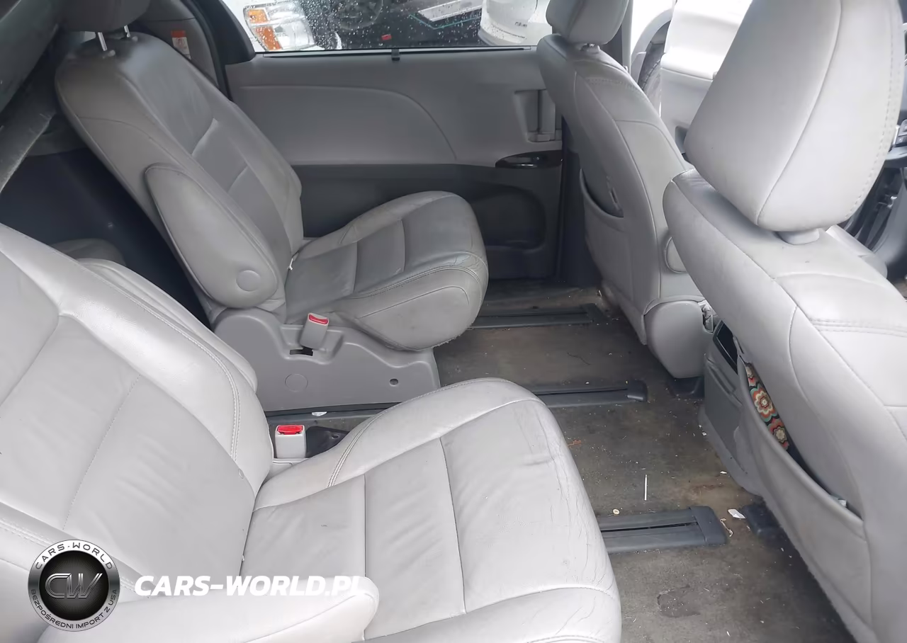 2017 Toyota Sienna Xle 7 Passenger VIN:5TDDZ3DC8HS173027 - 8
